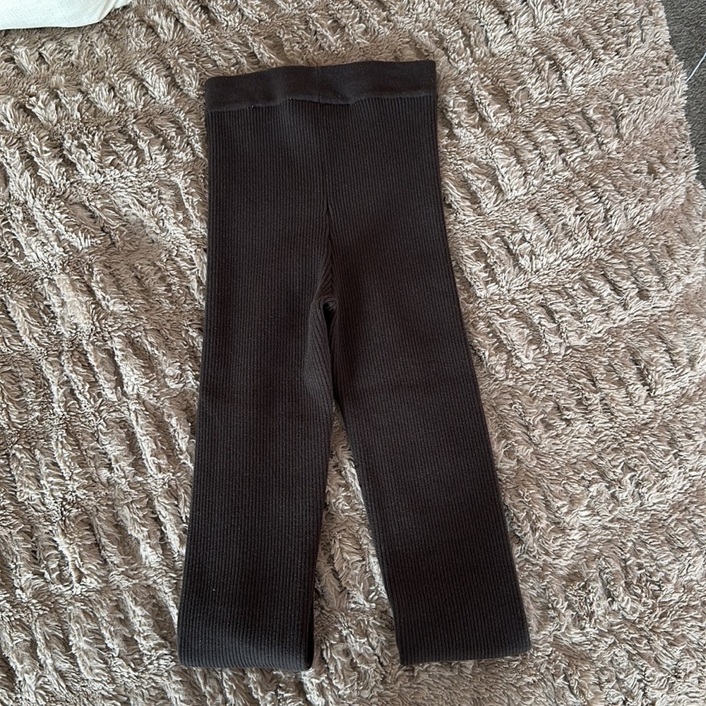 essentials leggings - Picture 3 of 3